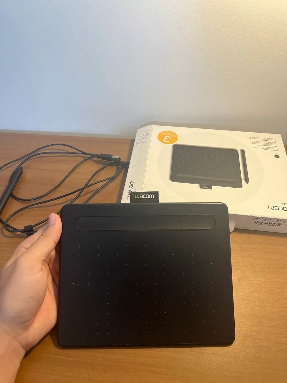Mesa Digitalizadora Wacom Intuos CTL4100 - Com caneta Wacom Pen 4K - Foto 4