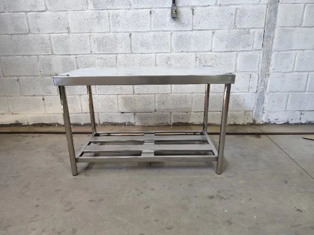 Bancada Inox 2,20x0,70x0,90 com Prateleira  - Foto 2