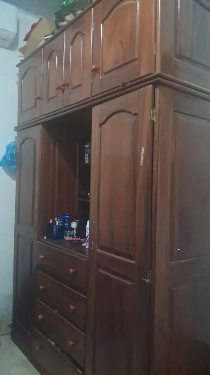 Guarda roupa  de  madeira - Foto 3