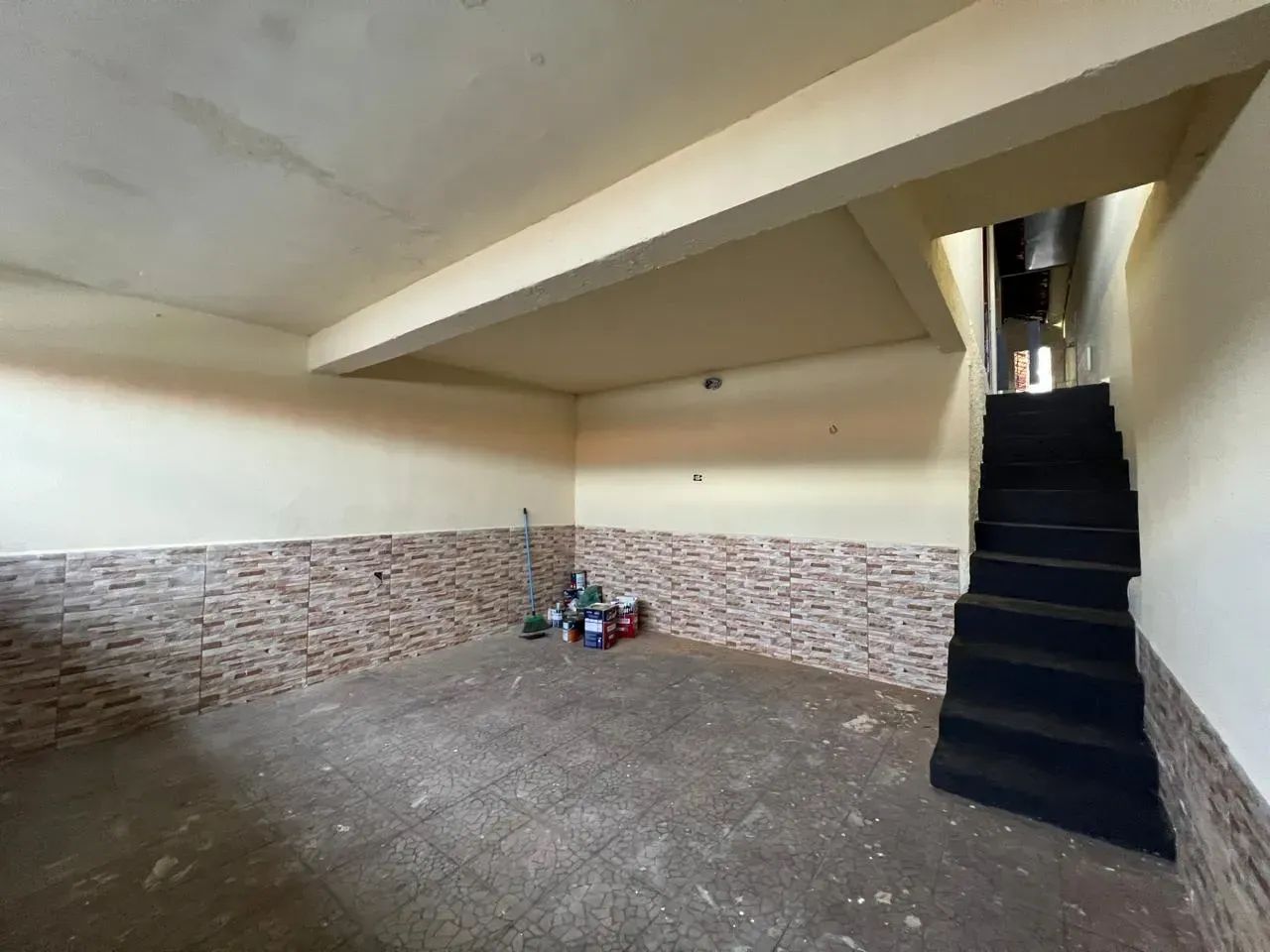 IMÓVEL EM ÓTIMA LOCALIZAÇÃO - Foto 2