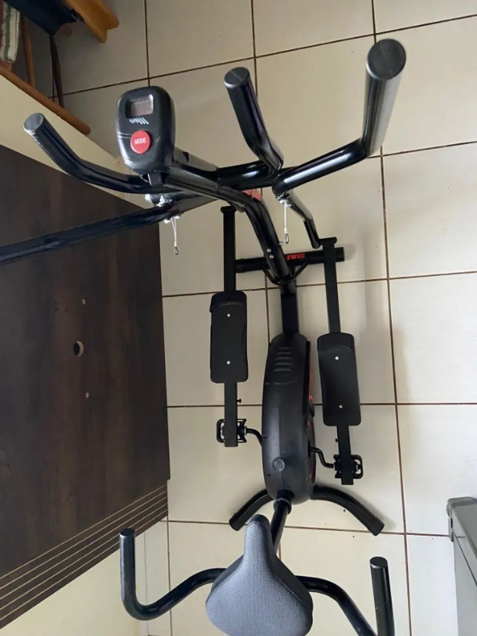 Bicicleta ergométrica 2 em 1 - Foto 5