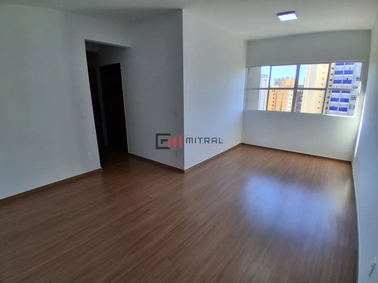 Edifício Castel Gandolfo / Apartamento três dormitórios 2 banheiros e uma vaga de garagem  - Foto 4