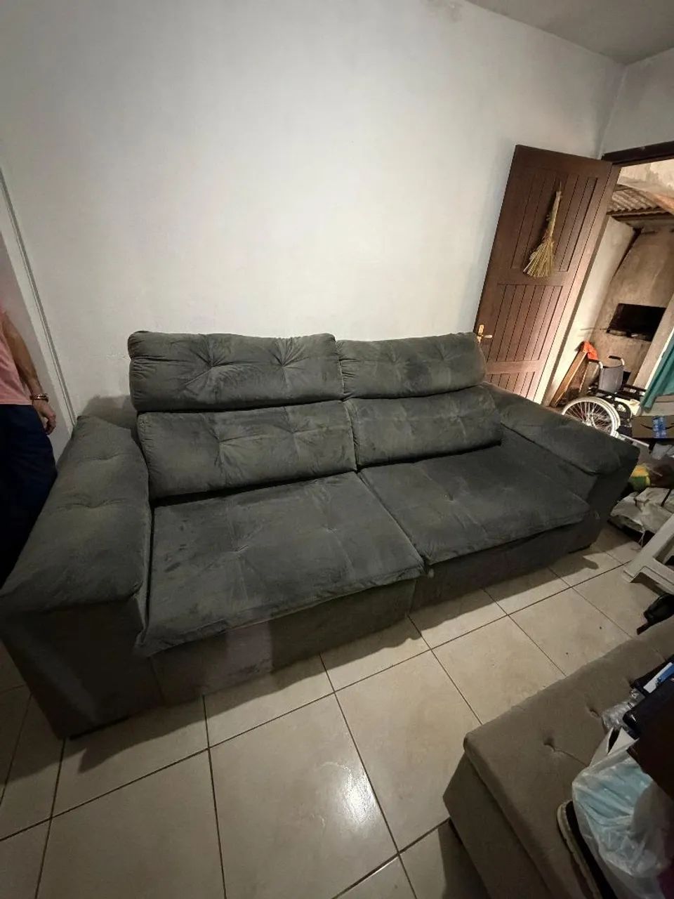 Sofá reclinável 2 lugares em excelente estado - Foto 3
