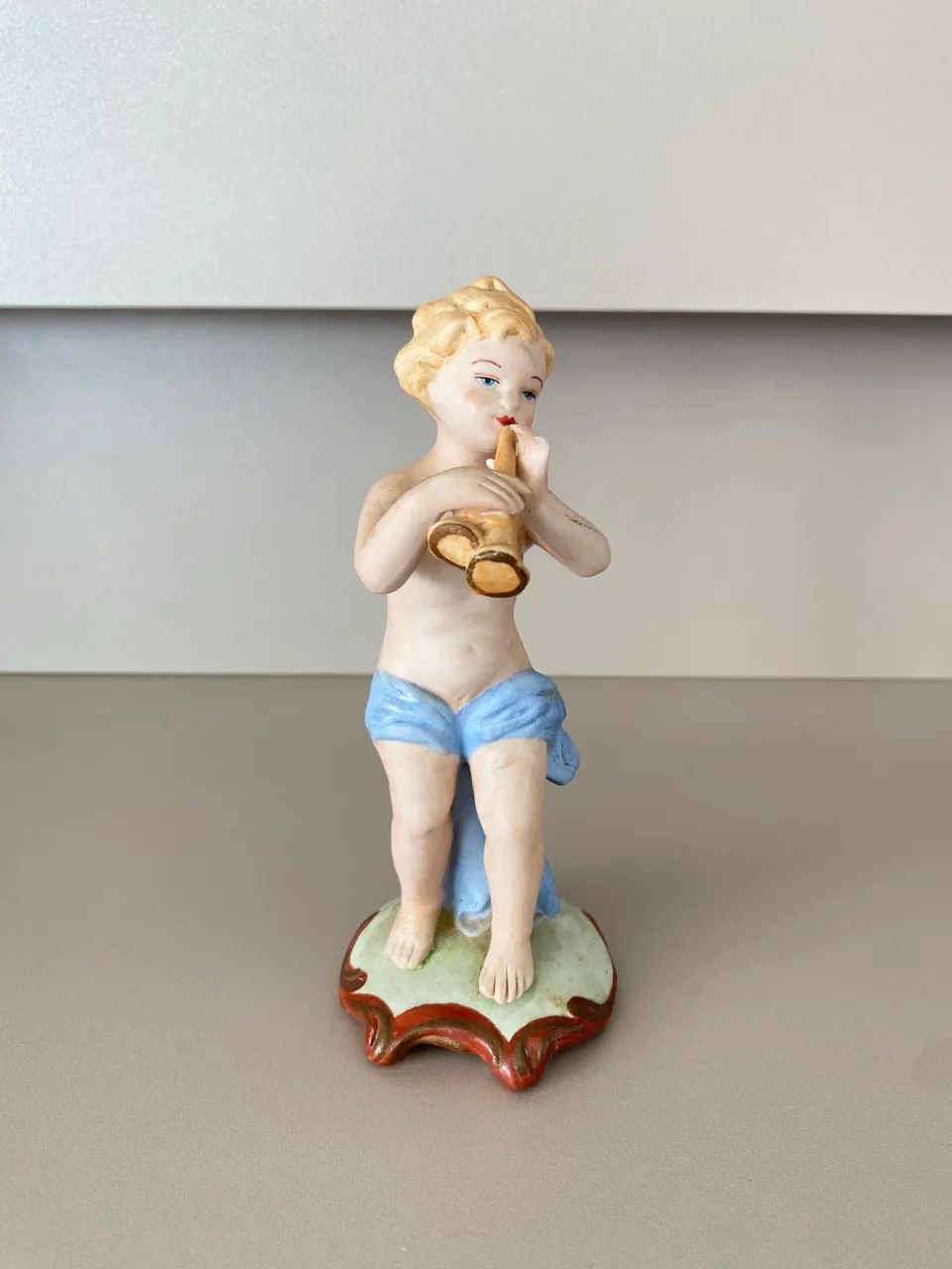 Anjo porcelana - 16cm altura 