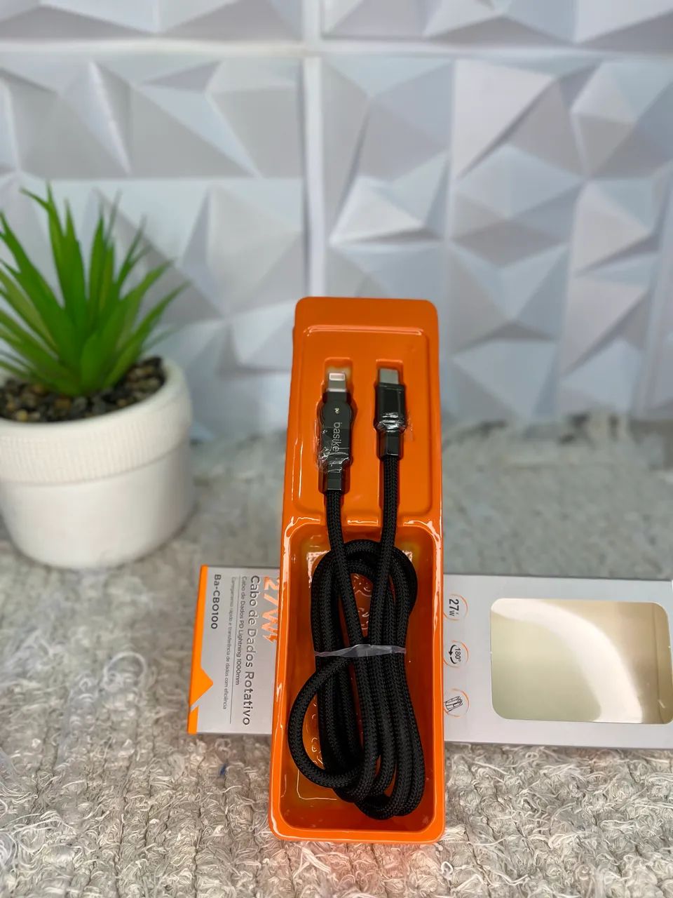 Cabo Basike Lightning 27W Rotativo 180° 1 Metro Carga Rápida - Foto 3