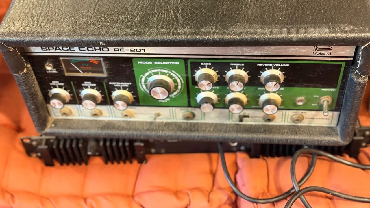 Roland Space Echo RE-201