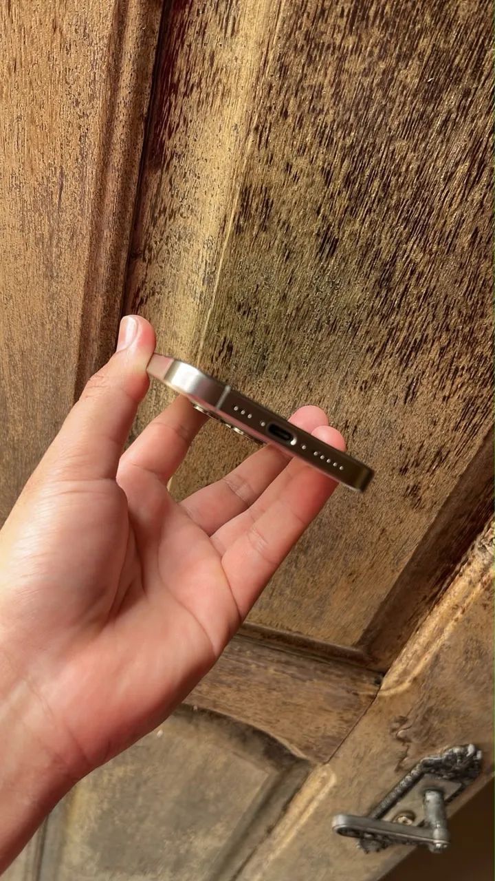 iPhone 15 pro  - Foto 4
