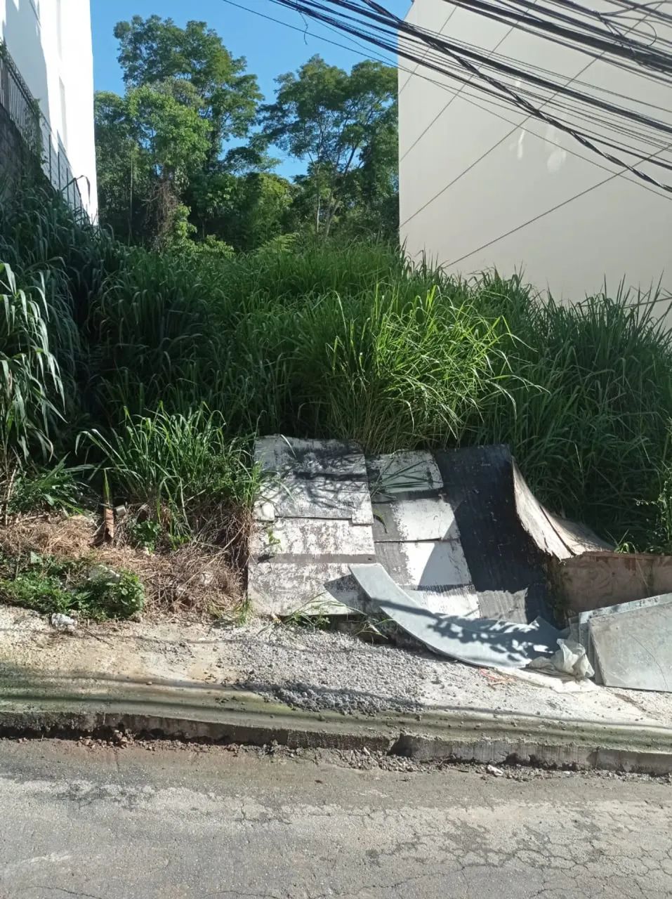 LOTE DE 414m² NO BAIRRO GRANBERY! - Foto 5