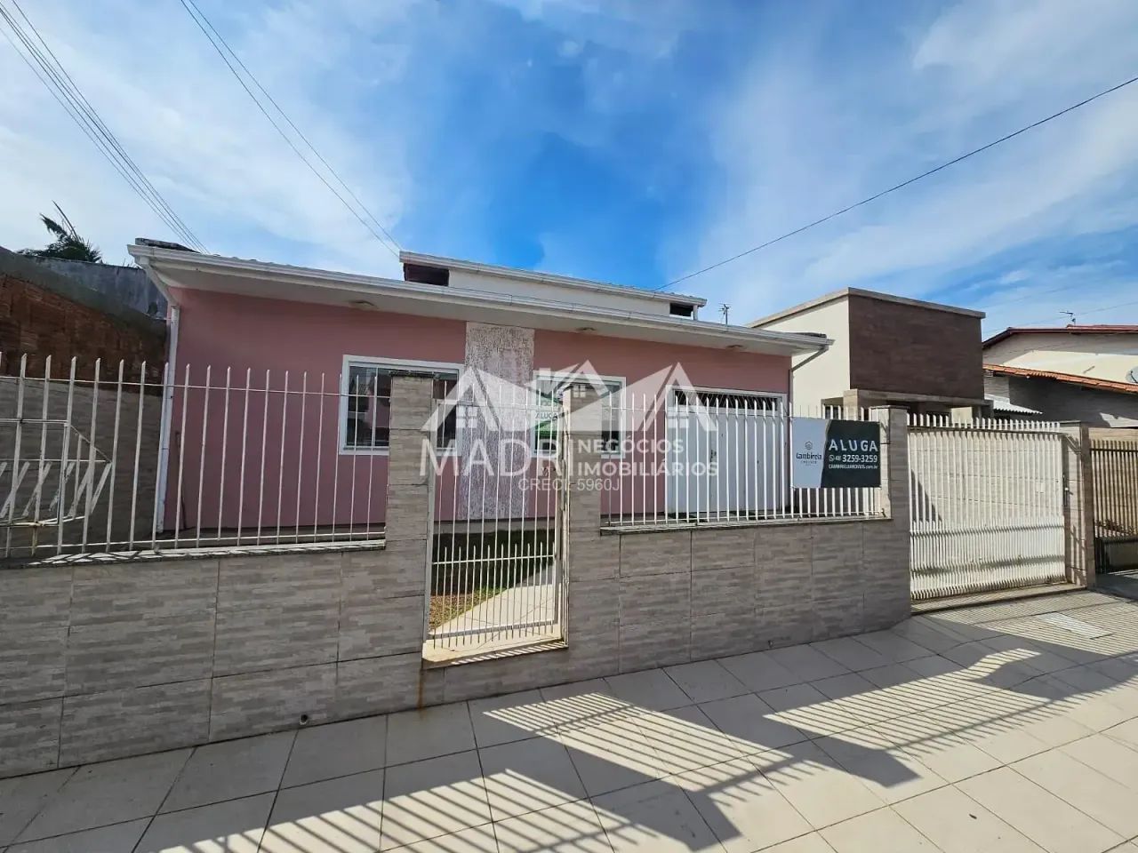 Casa de 04 dormitórios para alugar - Madri, Palhoça, SC - Foto 2