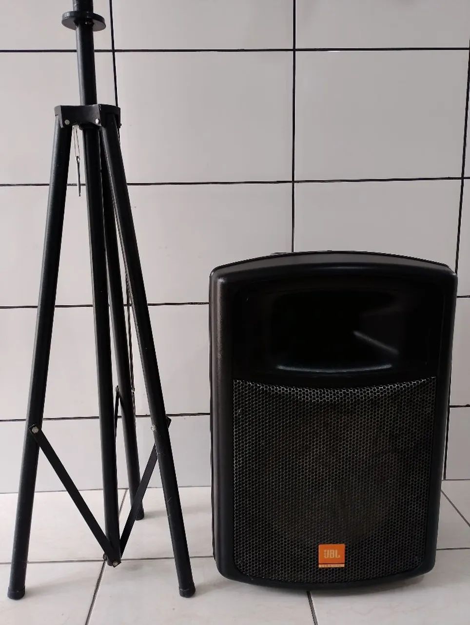 Caixa Ativa JBL 151A - Foto 5