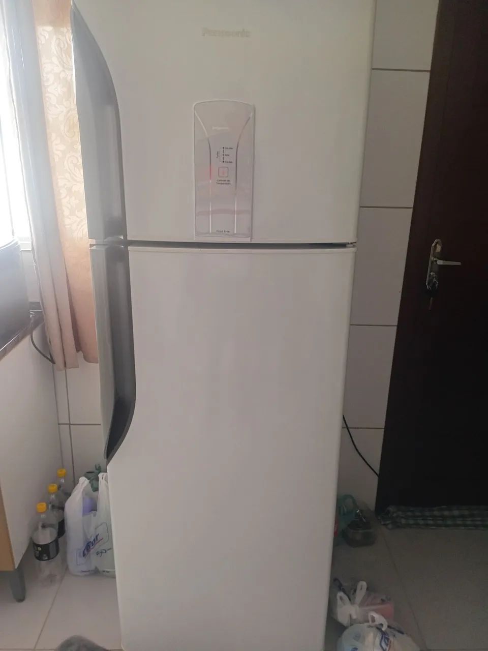Geladeira Panasonic 