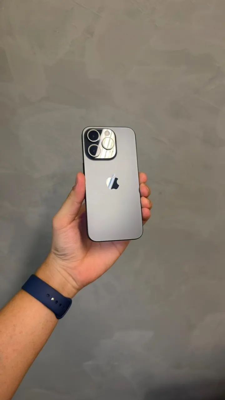iPhone 15 Pro 128GB - Preto 84% - Seminovo - Garantia de 6 meses