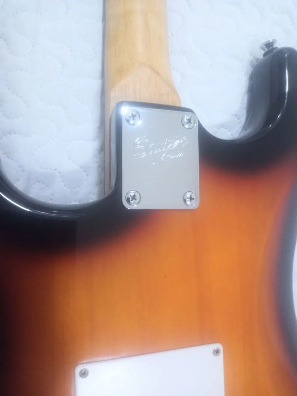 Fender Squier nova. - Foto 3