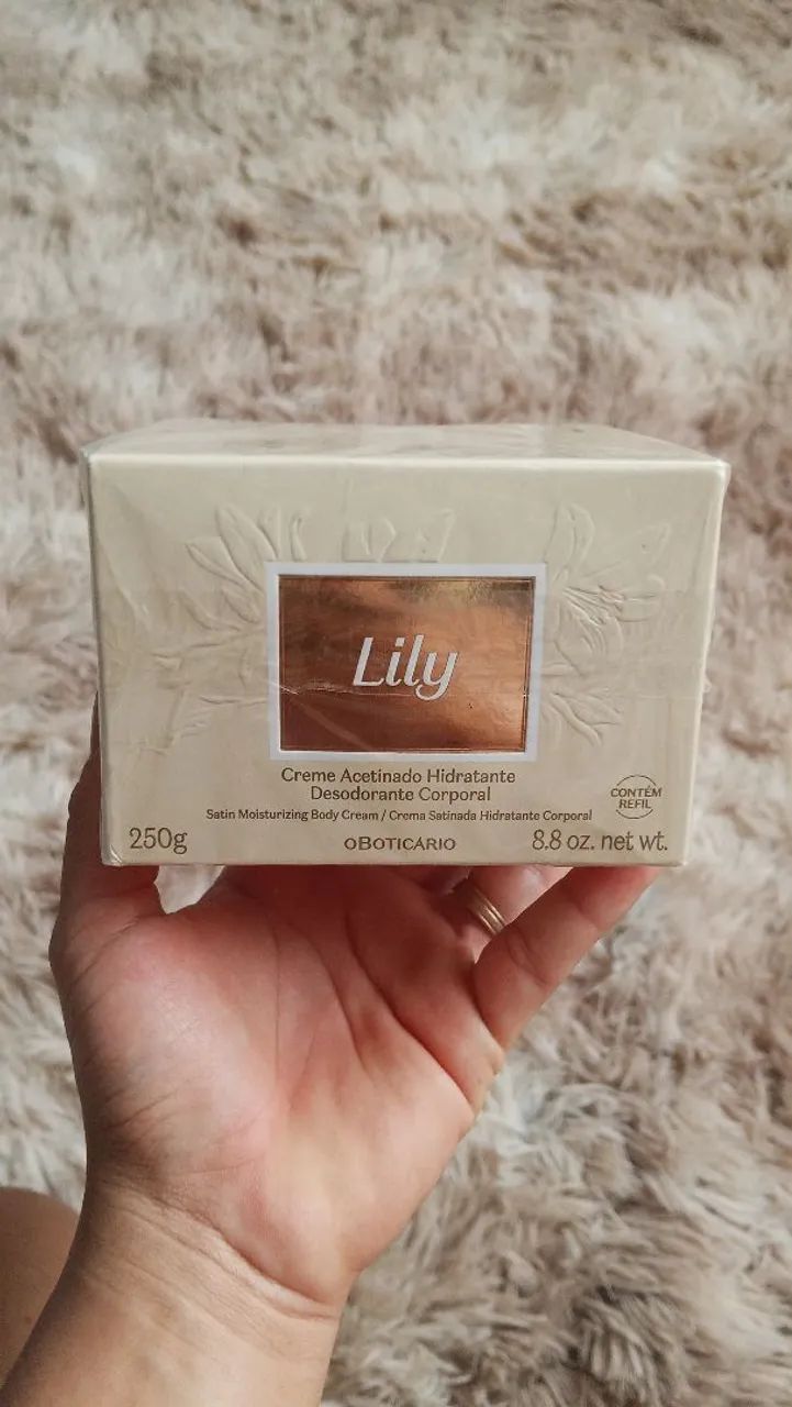 CREME LILY