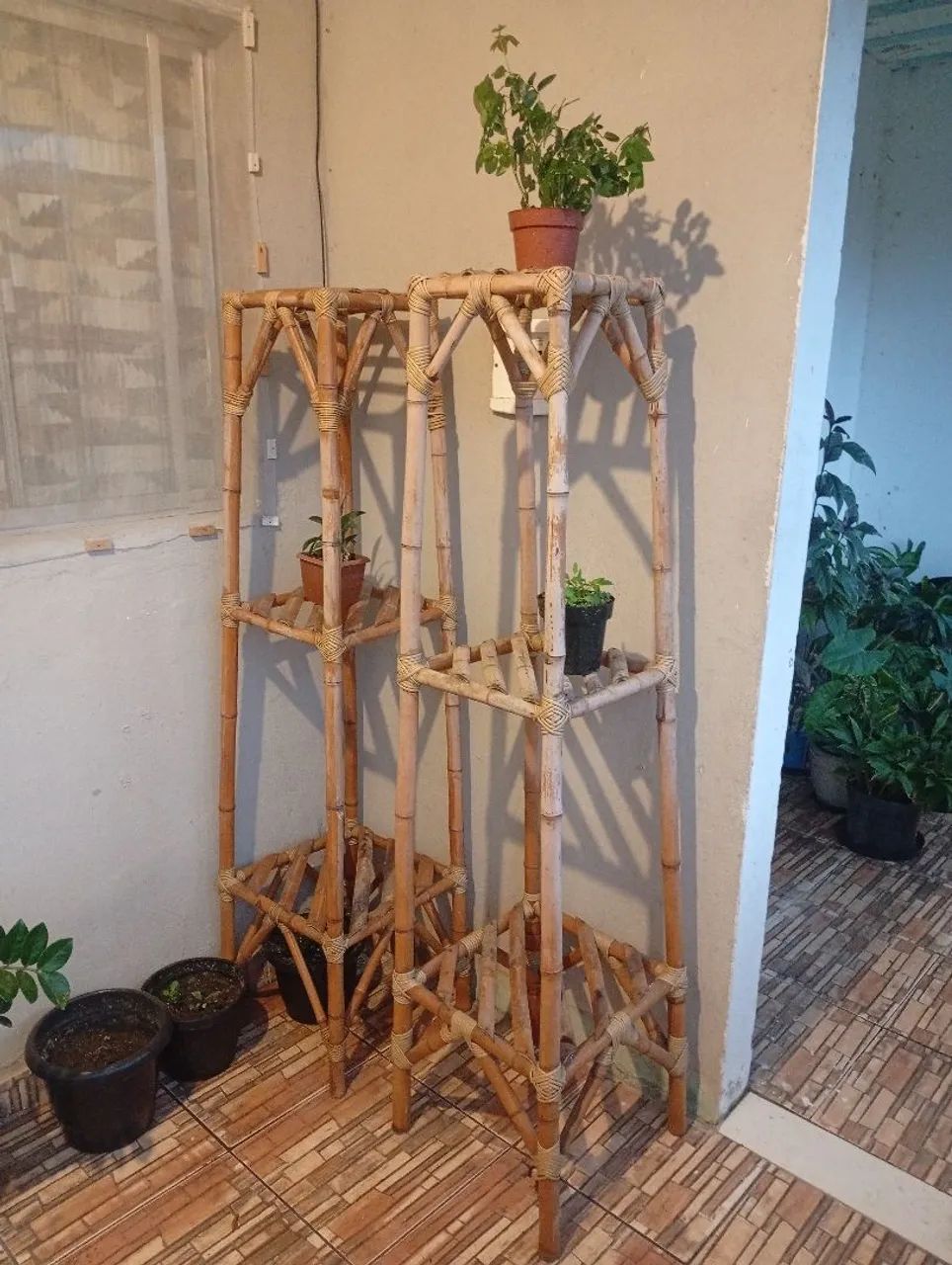 2 Prateleiras de Bambu Para Plantas - Foto 4