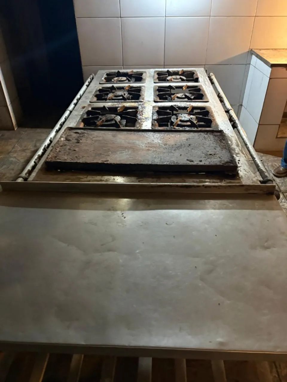 Venda Completa de Materiais e Equipamentos de Restaurante - Foto 4