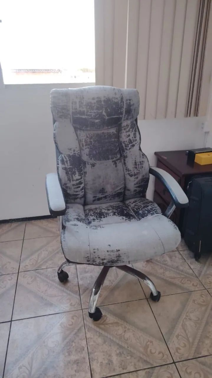 Cadeira giratória  - Foto 2