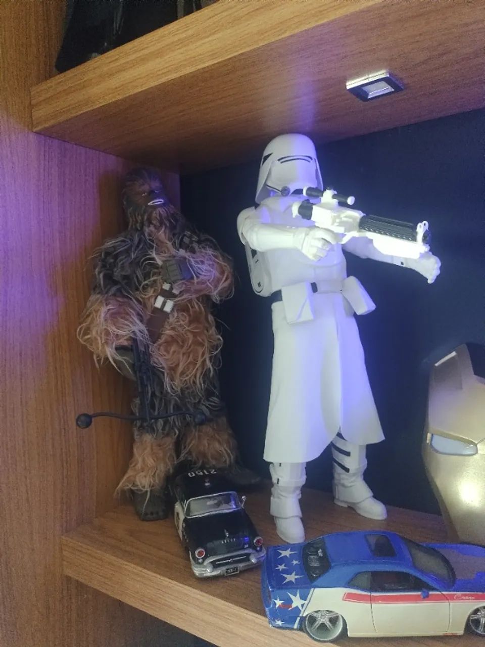 coleção star wars e outros, móvel e prateleira tudo da foto exceto PC e cadeira, parcelol - Foto 4