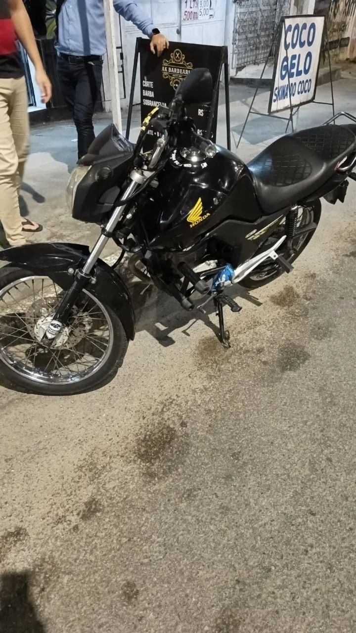 Moto 150 Extra Preta