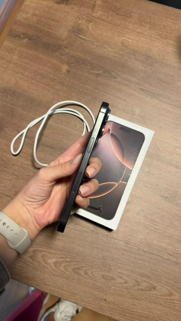 Iphone 15 Pro Max - Foto 3