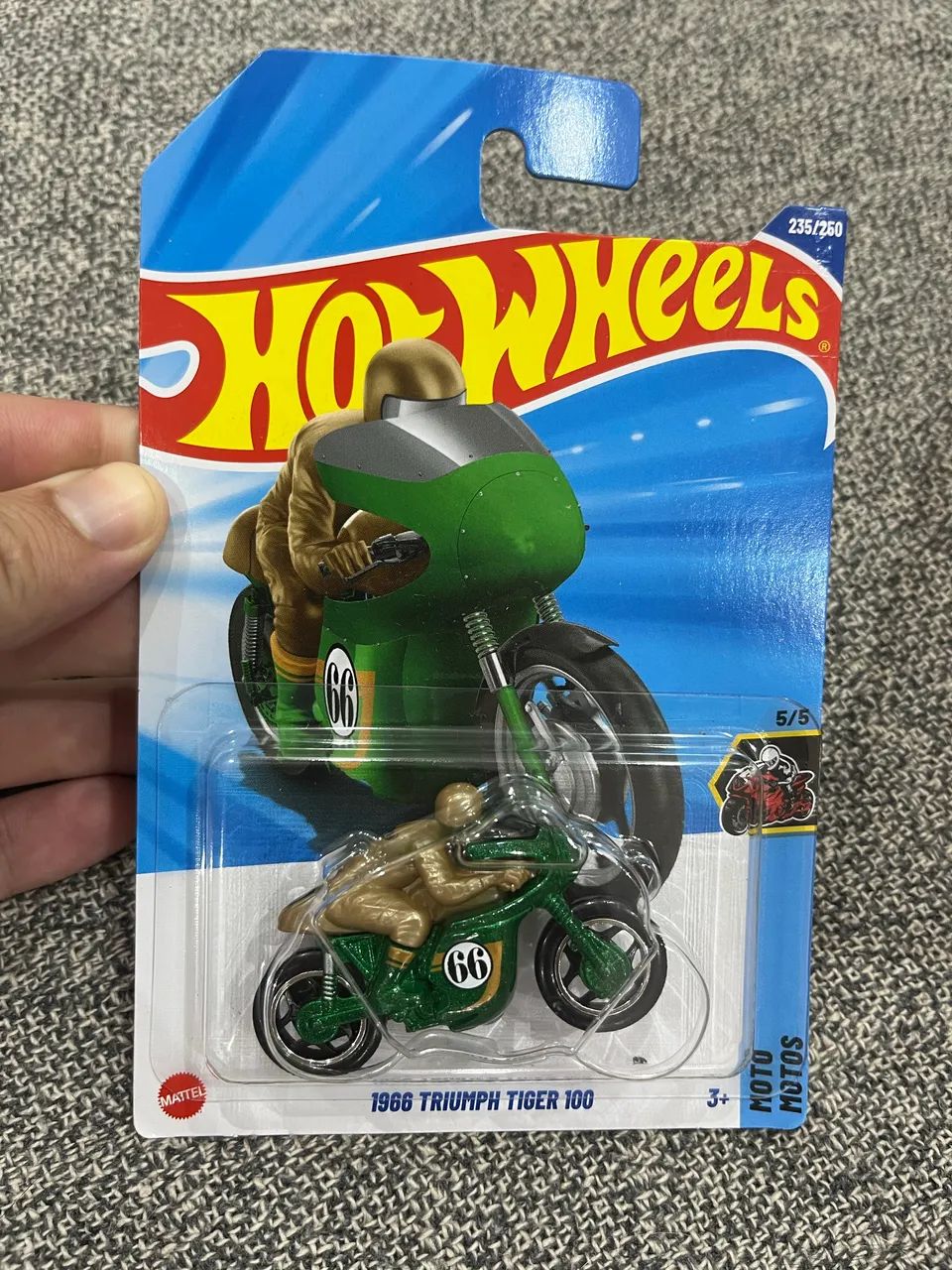 Moto hot wheels