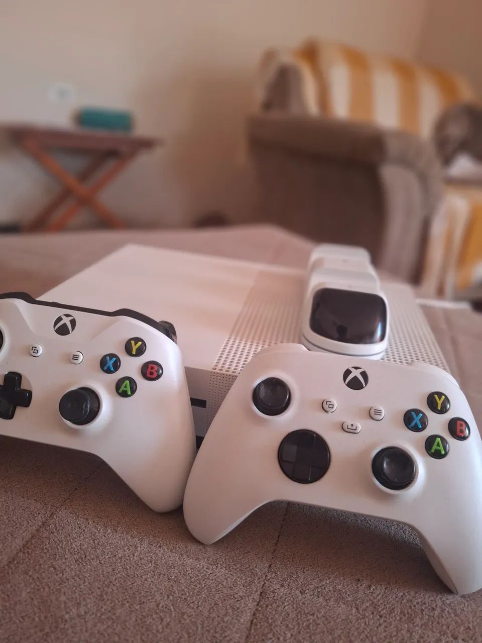 Xbox One S 1TB - Foto 4