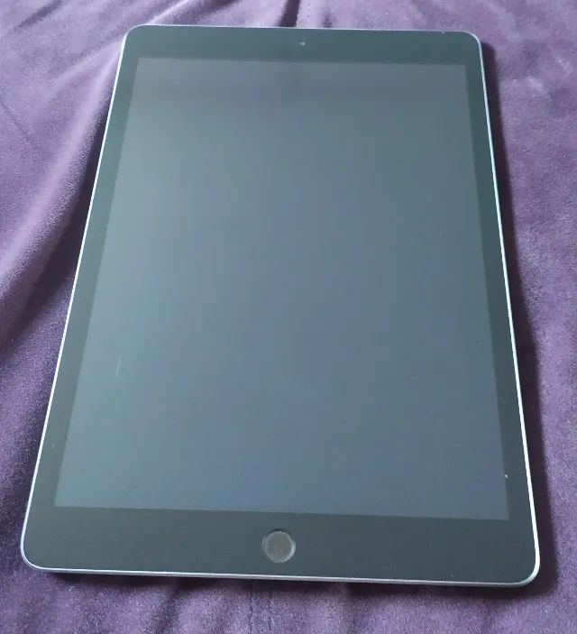 iPad (8a geração) 32GB - Modelo Wi-Fi - Cor Cinza-espacial - Foto 2