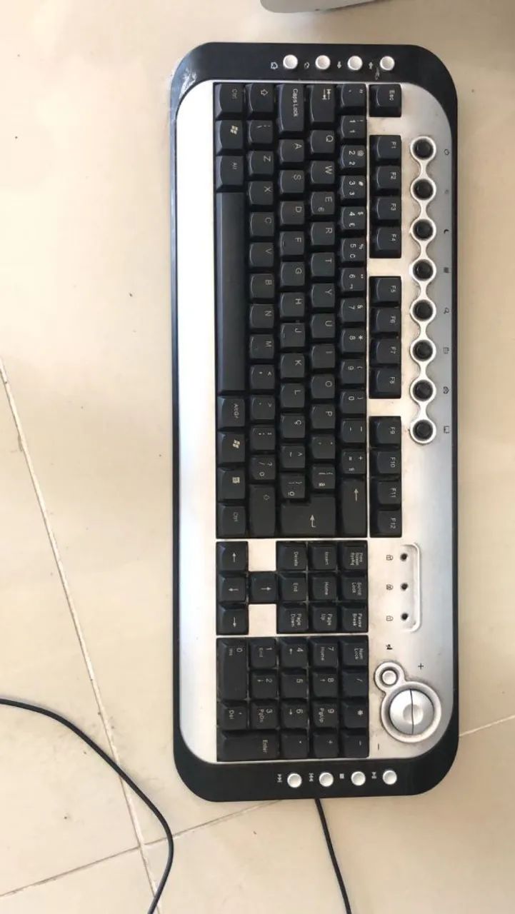 Teclados - Foto 2
