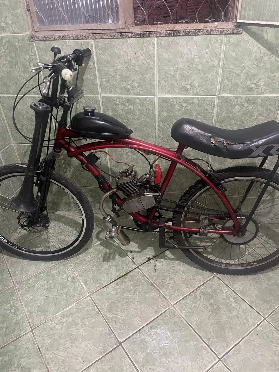 Vendo bicicleta motorizada 80cc  - Foto 2