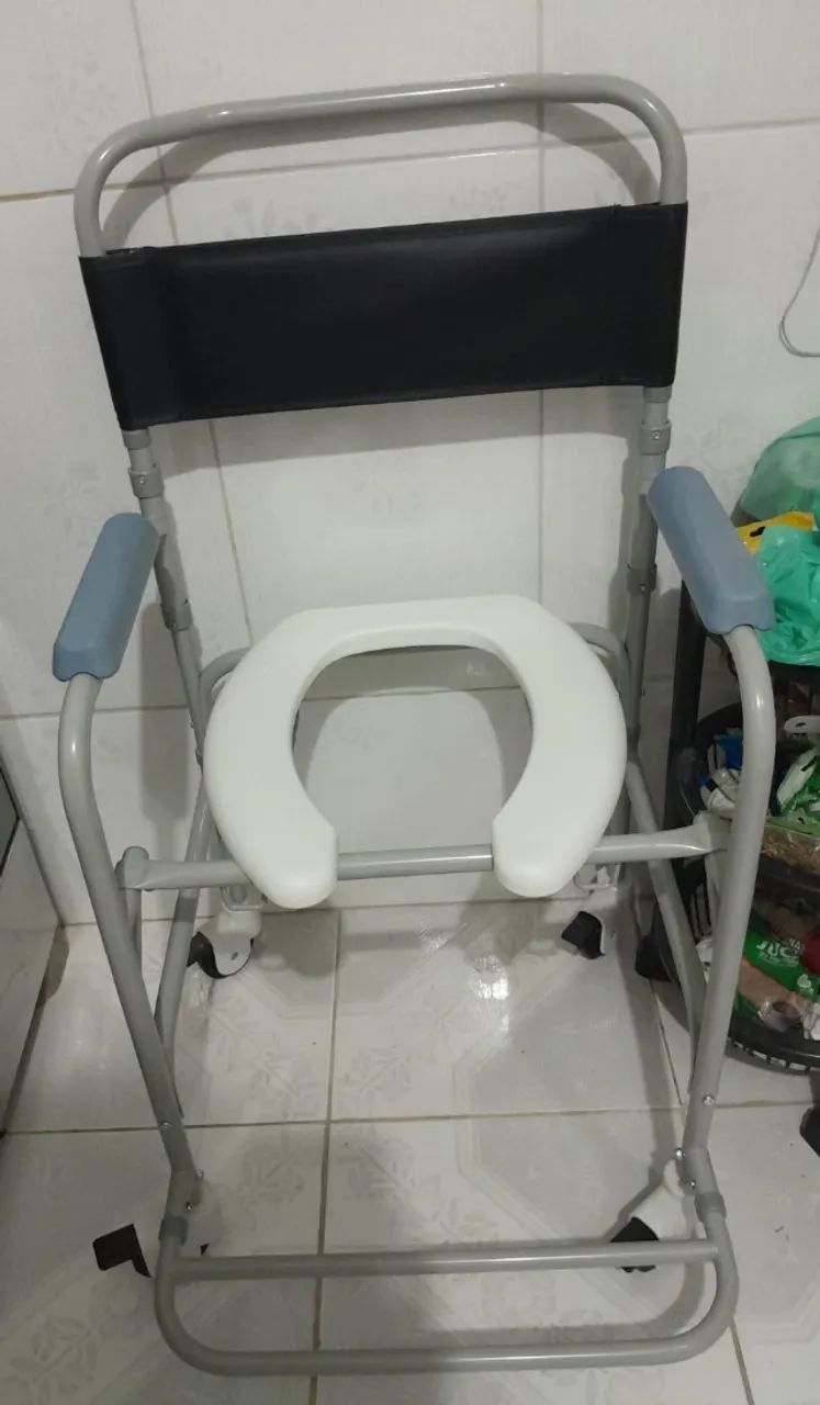 CADEIRA DE BANHO 