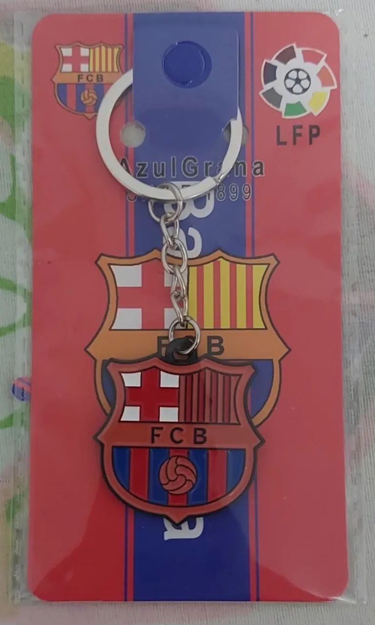 Chaveiro barcelona de metal 3D colorido - Foto 2