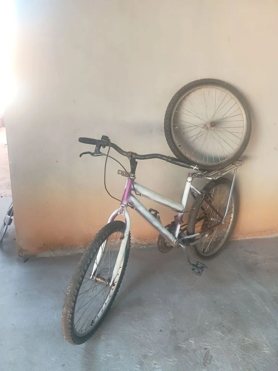 Bicicleta+Pneu - Foto 2