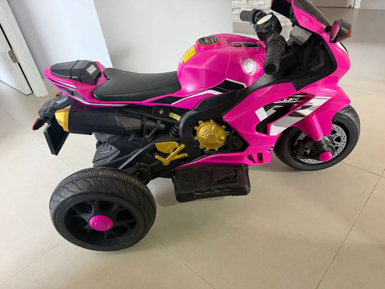 Moto elétrica infantil 