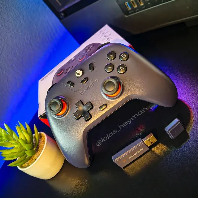 Controle GameSir Nova Lite Multiplataforma Bluetooth 5.3 + Dongle 2.4G - Foto 2