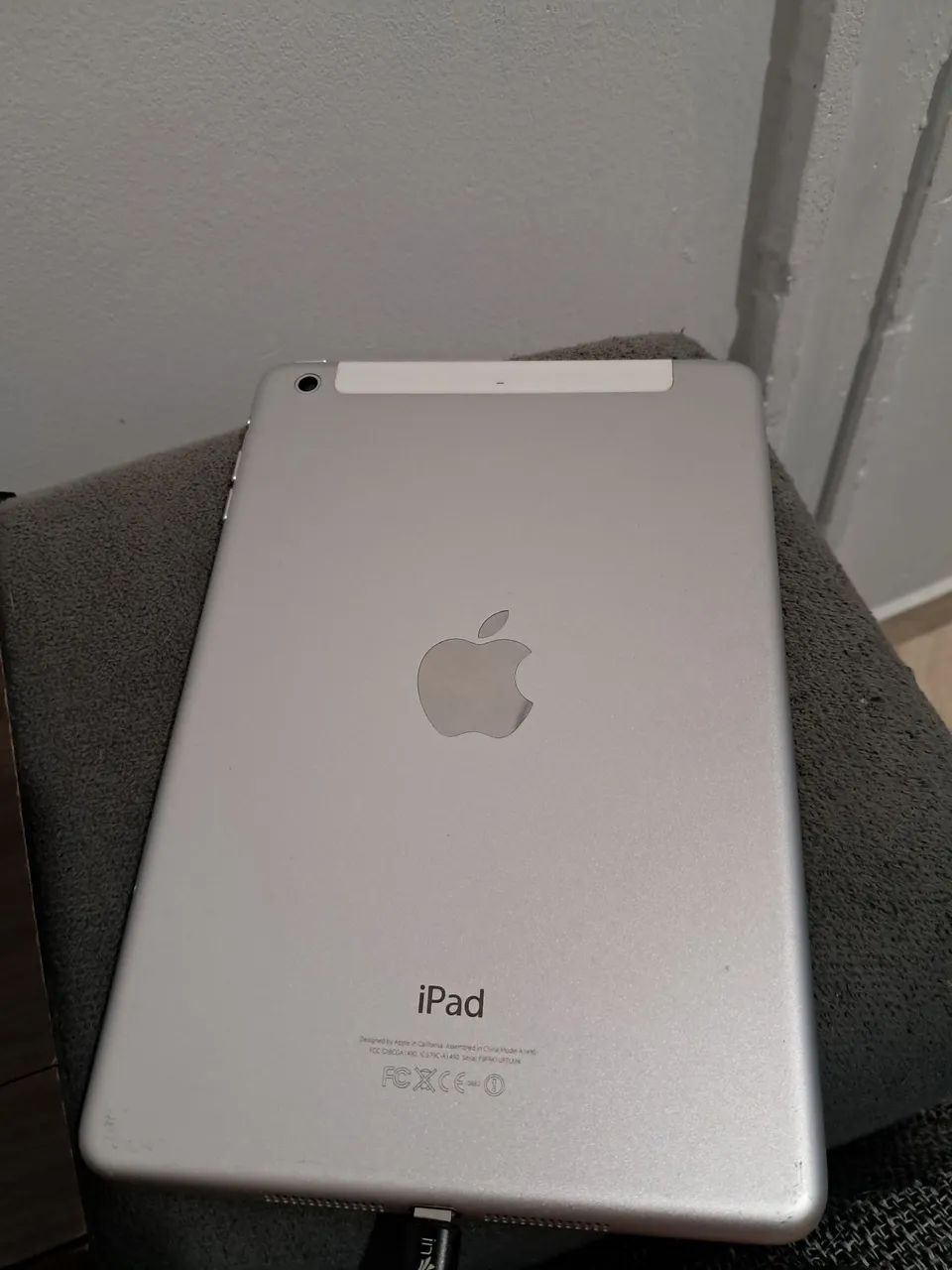 Vendo ou troco Ipad mini 2 - Foto 2