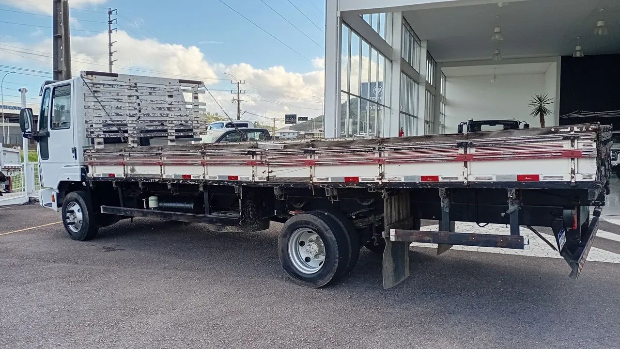 Ford Cargo 816 - Foto 3