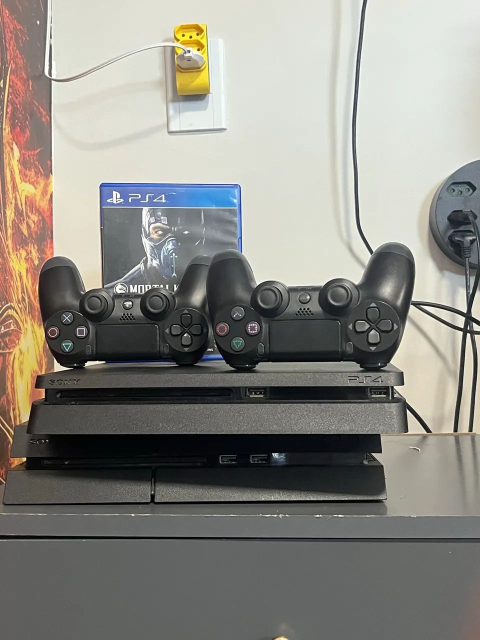 Ps4 Slim 1TB com 2 controles  - Foto 2