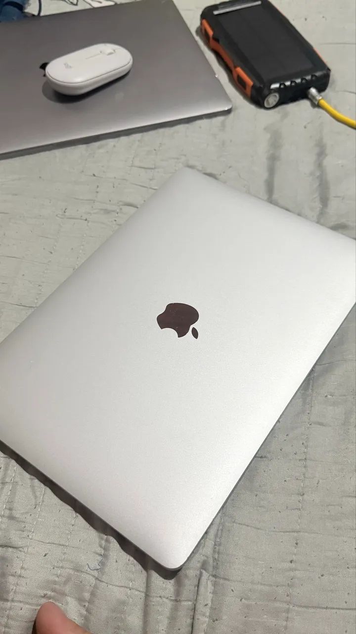 MacBook Pro 13 2020 - Foto 2