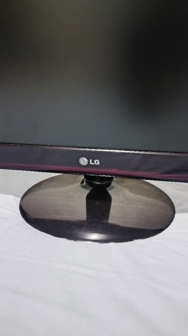 Monitor 24" com teclado e mouse  - Foto 2