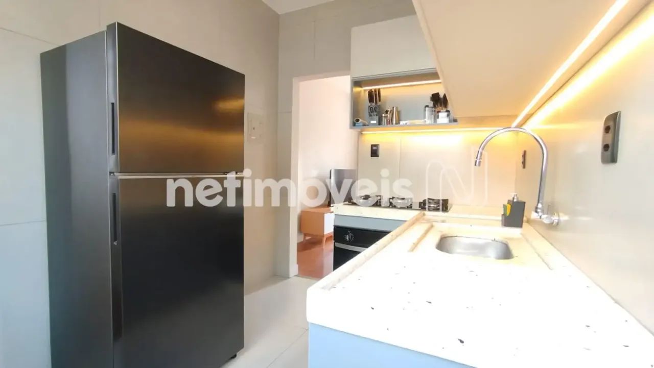 APARTAMENTO MOBILIADO E REFORMADO  2 QUARTOS E VAGA COBERTA - Foto 5