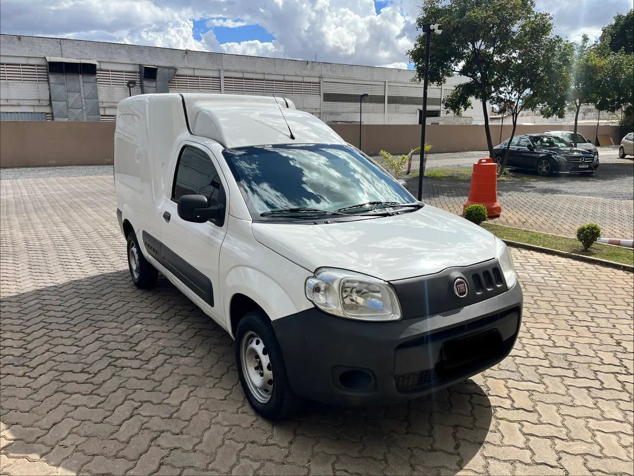 Fiat Fiorino Fiorino Working 1.4 Flex 8V 2p 2021