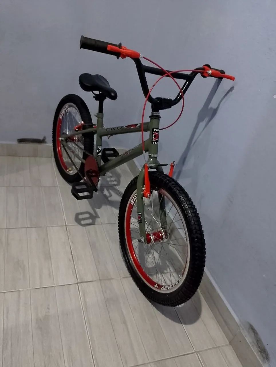 Bicicleta aro 20 - Foto 3