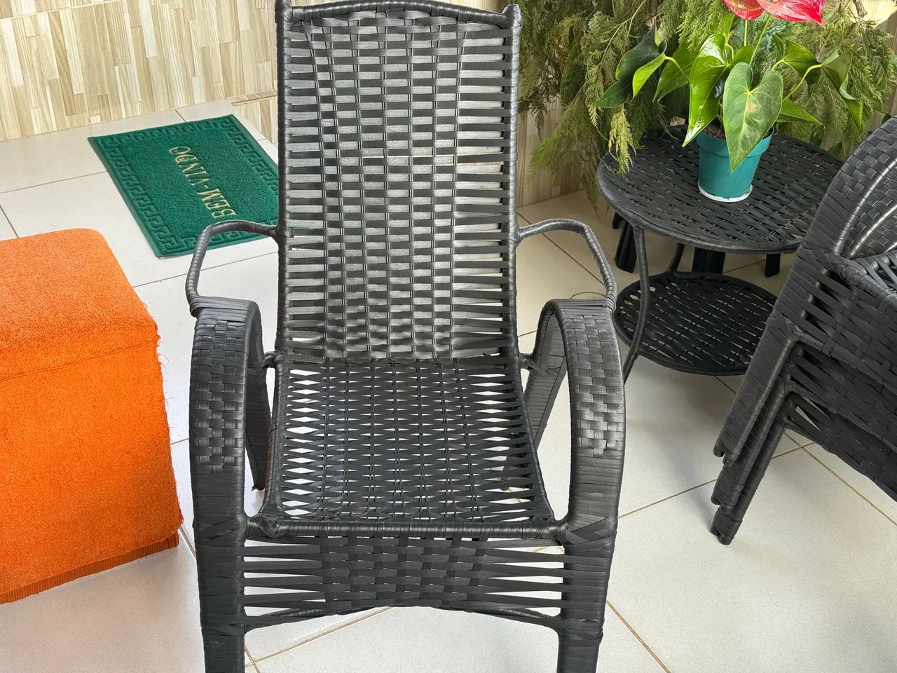 Jogo de cadeiras com mesa de centro  - Foto 4