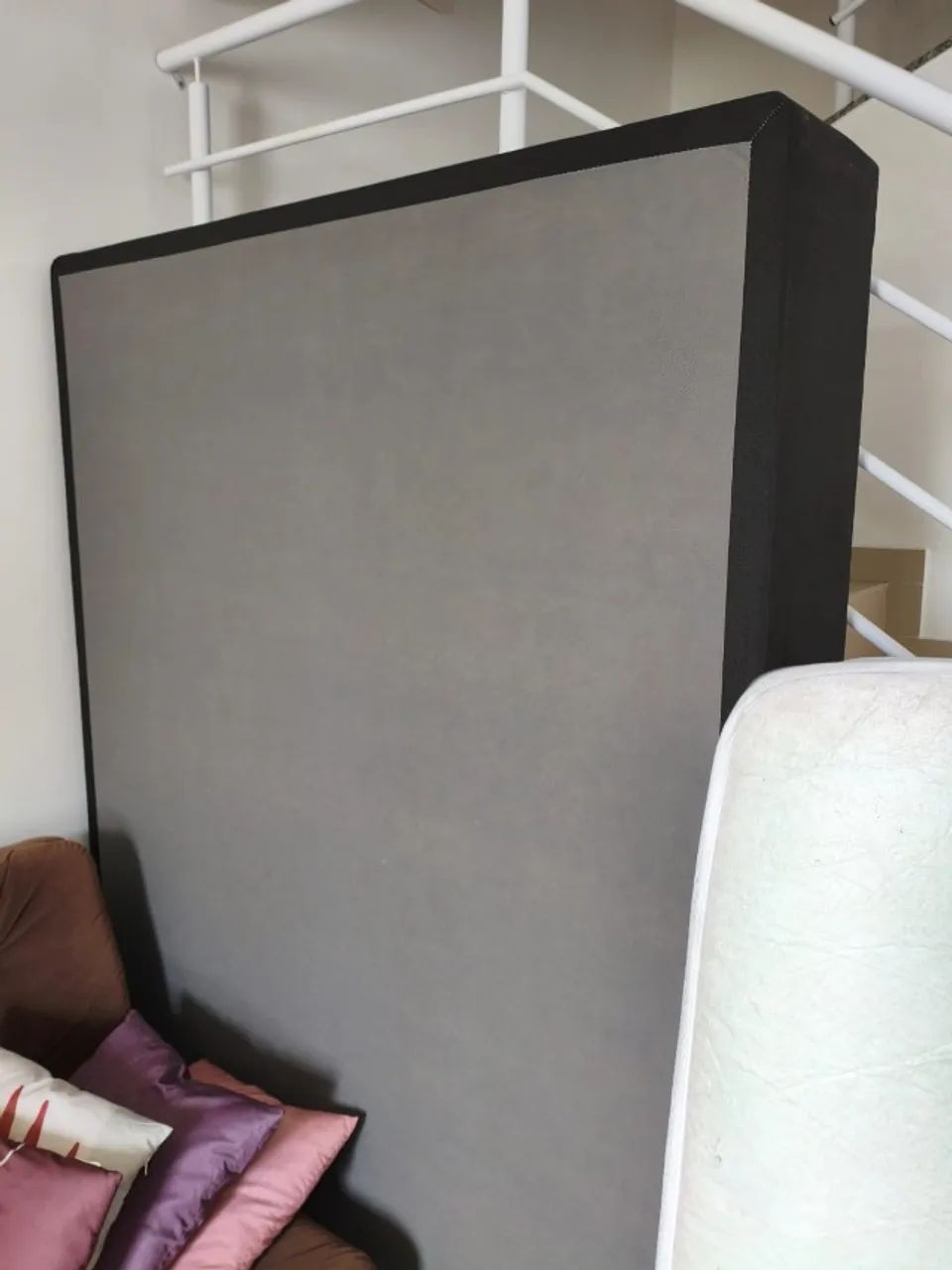 Vendo Base Cama Box Casal