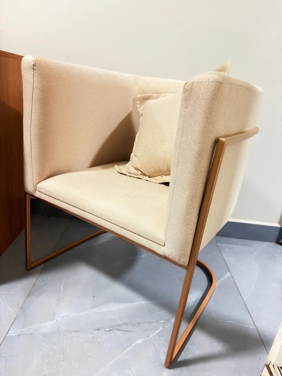 Poltronas em Linho com Industrial