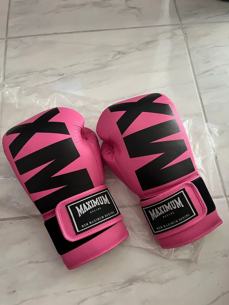 Luva de Muay Thai Nova