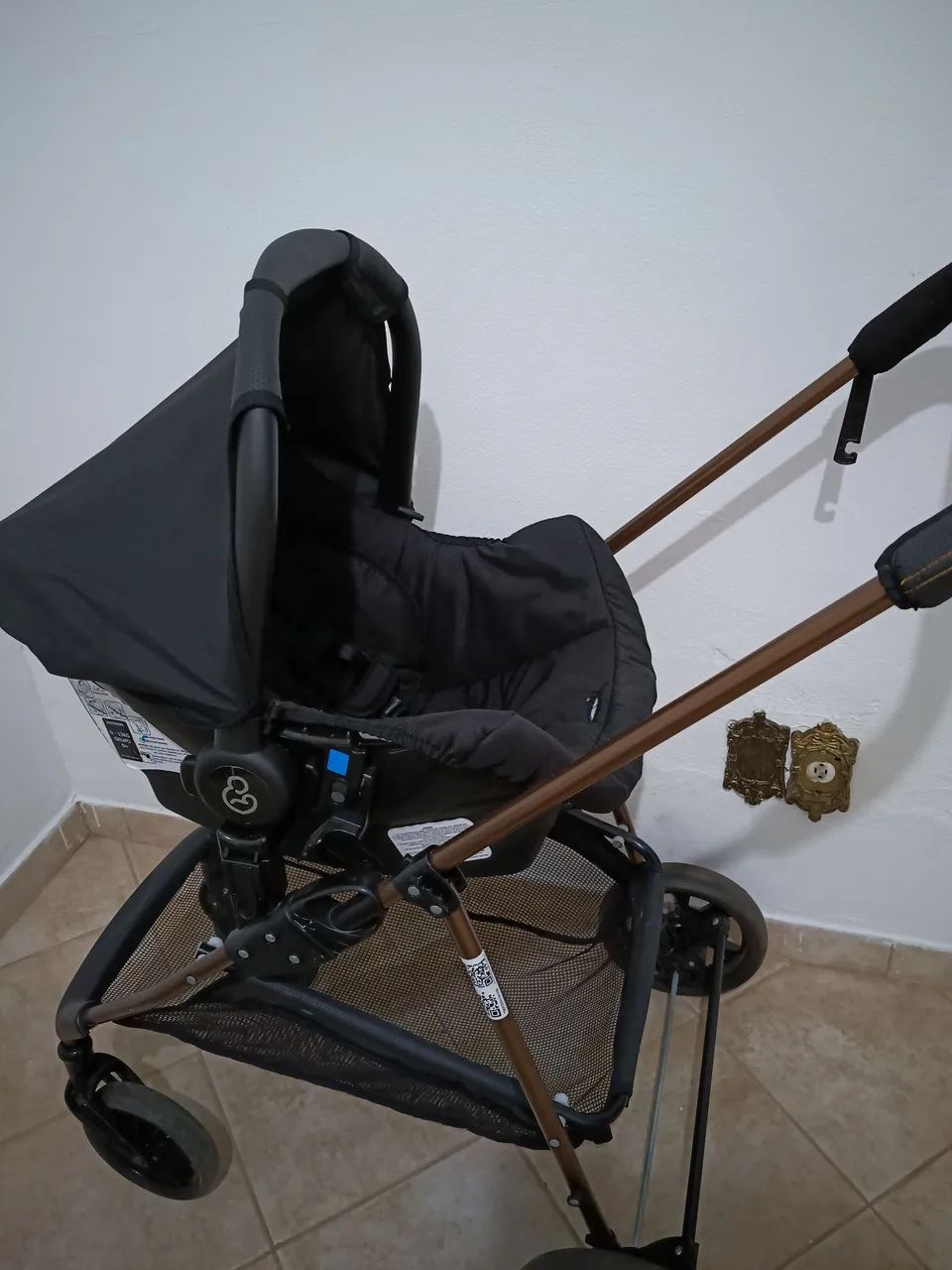 Carrinho de bebê+ bebê conforto  - Foto 2