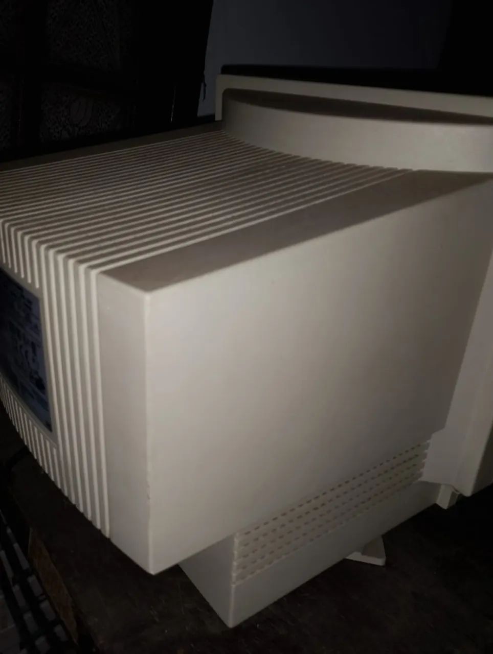 Monitor Vintage Samsung Syncmaster 3 Ne - em funcionamento - Foto 3