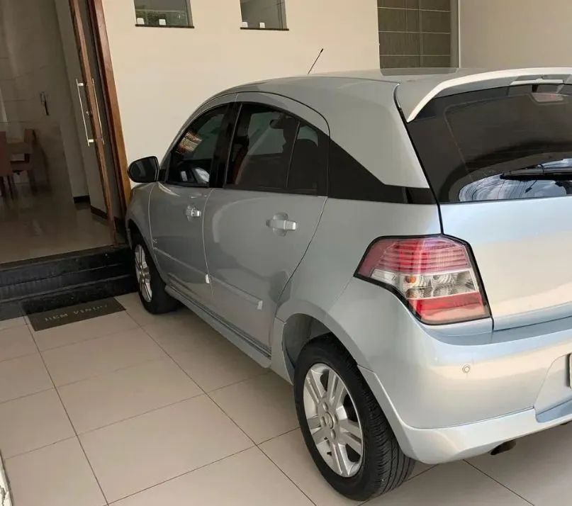 Chevrolet Agile AGILE LTZ 1.4 MPFI 8V FlexPower 5p 2011