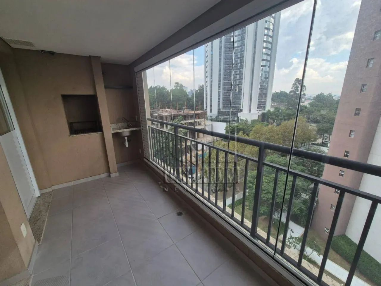 Apartamento com 2 dormitórios para alugar, 67 m² por R$ 6.399,86/mês - Edifício Choice - B - Foto 5